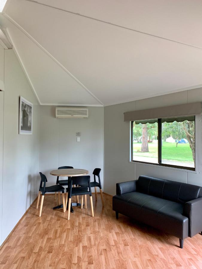 Pine Country Caravan Park Mount Gambier Esterno foto